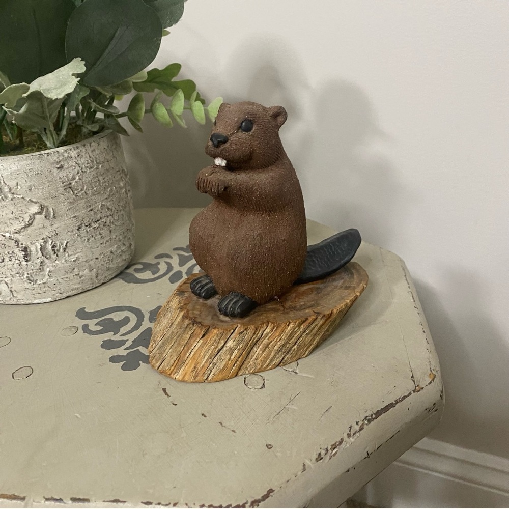Vintage Resin & Wood 5" Tall Beaver Figurine